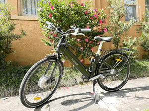 Electric Bike with TWO Batteries and Accessories - XDS E-Metro