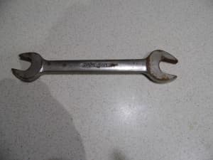 spanner open ended Britol 11/16bsw 9/16bsw correct size for gas & oxy