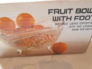 VINTAGE LEAD CRYSTAL FRUIT BOWL BRAND NEW NEVER BEEN USED $15