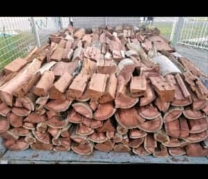 Dry Jarrah Firewood 100% clean split dry seasoned Jarrah 
