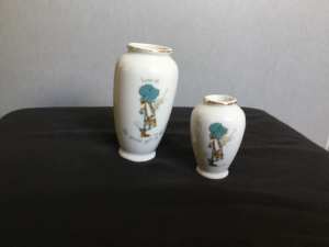Vintage ‘74 Blue Bonnet Girl Minature Porcelain Vases, Pair.