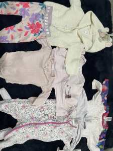 Girls winter baby clothing bundle size 00
