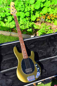 2004 EB Musicman Stingray bass USA