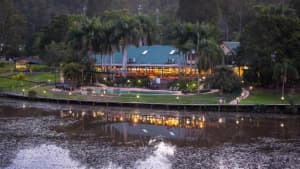 Cedar Lakes Country Resort Timeshare - Gold Coast 19-26 April