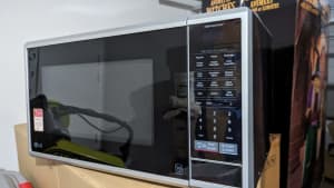 LG 40L Microwave