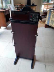 Morphy Richards Classic Morphy Richards Corby Electric Trouser Press in Mahogany 