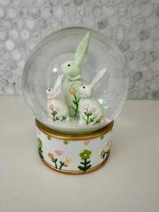 Beautiful Easter Bunny Snow Globe