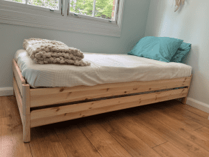 UTKER Stackable single bed with 2 mattresses.