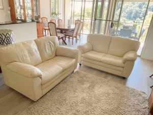 Pair of Freedom Leather 2 Seater Couches - Beautiful Condiion