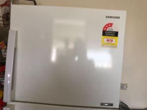Samsung refrigerator RT35