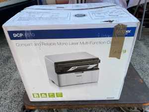 Brother printer/scanner/copy DCP 1510 with cartridge $110