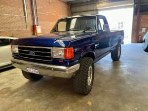 1987 Ford F250   Ute