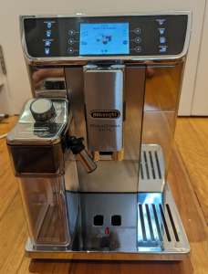 Delonghi Prima donna elite full automatic coffee machine