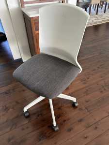Free Student Chair