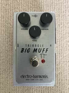 Guitar effects pedal