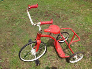 old fashioned tricycle