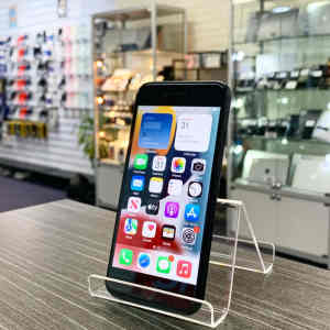 iPhone SE 2nd Gen 128G Black No Touch ID Warranty Invoice Unlocked