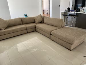 Freedom modular couch/sofa