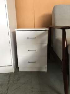 SUPER SALE!!! REDFERN 3 DRAWERS BEDSIDE WITH MINIMAL ISSUE!(LAST PIC)