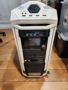 Vintage PC Case Fully Loaded Front Bays and AIO Cooler