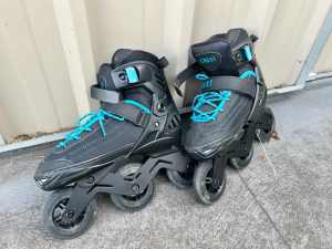Inline Skates Rollerblades, protective pads included Size UK size 5-7
