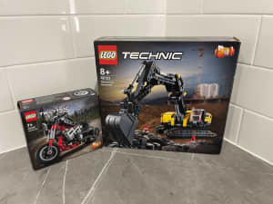 LEGO TECHNIC - Bundle 42121 & 42132