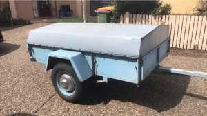 Trailer (with lid) - registered