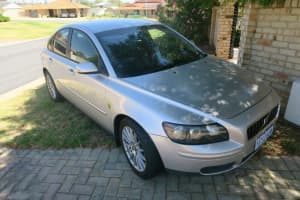 Sold....... Volvo s40 2004 electric everything