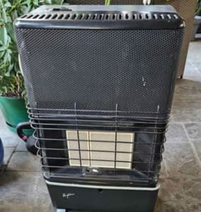 Portable radiant gas heater