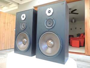 KLH 1230-SB speakers - made in USA