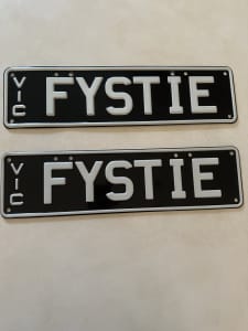 Personalised car number plates, “FYSTIE”.