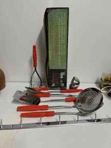 Brand new vintage utensils set never used in the box