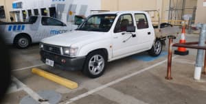 Reliable hilux great for a tradie ute