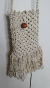 White crochet/macrame purse