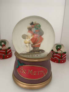 Christmas snow globe music box