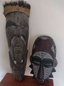 PACIFIC ISLAND CARVED WOODEN MASKS 