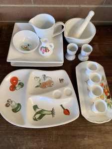 Kitchen serving collection. Price for lot Great Condition.