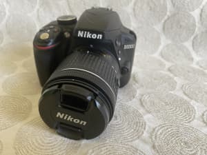 Nikon D3300 ( Mint Condition) Digital SLR Camera