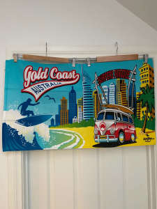 New Gold Coast Tea Towel with a Kombi on it (NEED GONE ASAP)
