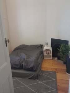 Seddon - Fully Furnished Room In A Great House $250 P/W Bills Inc