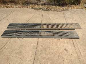 Galv steel drain grates x 2 - 4m in total