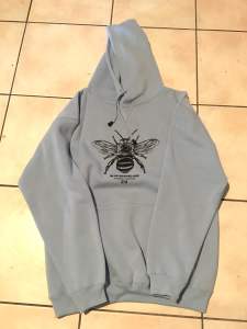 NEW medium Gardening Australia hoodie with pocket, RRP $60 - just $40
