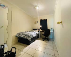 One room for rent in South District in Adelaide