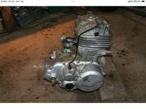 1985 Honda 250 ES complete engine. And extra parts. 