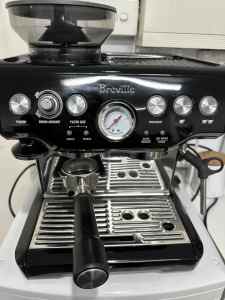 Breville the Barista Express BES870 Coffee Machine