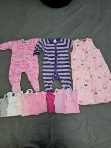 Baby girl bonds wondersuits and singlet vests size 000 and 00