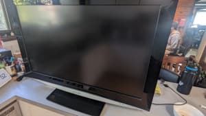 37 LCD - Panasonic TX-37LZD800A with remote
