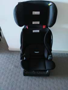 Booster car seat in great condition!