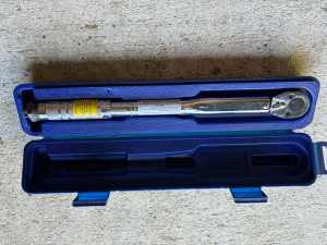 Kincrome Micrometer Torque Wrench 3/8 Drive Part No. MTW80F 