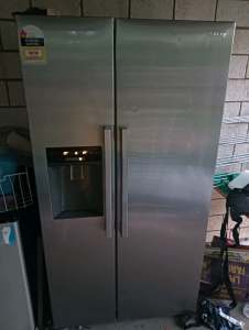 Fridge and freezer with inbuilt can cooler